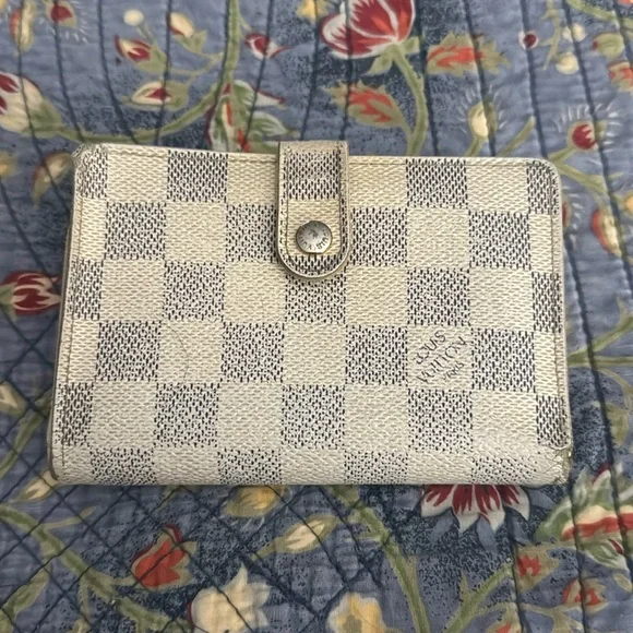 Louis Vuitton Vintage Damier Azur LV Kisslock Wallet 2007 Flawed! Authentic - Picture 1 of 13